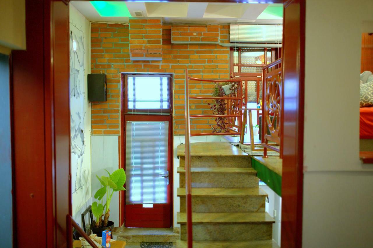 - Park - Apartment